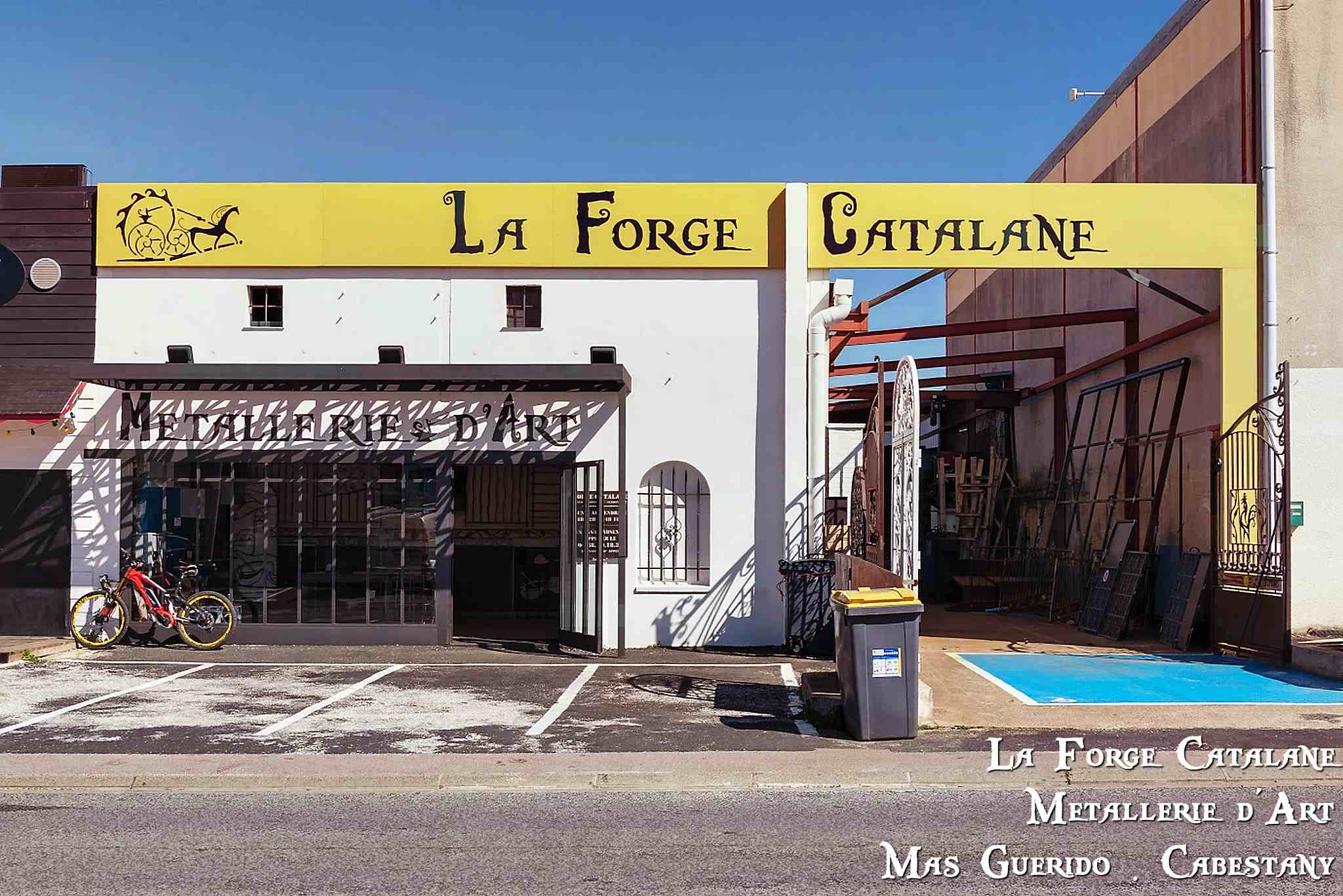 enseigne facade forge catalane google.jpg